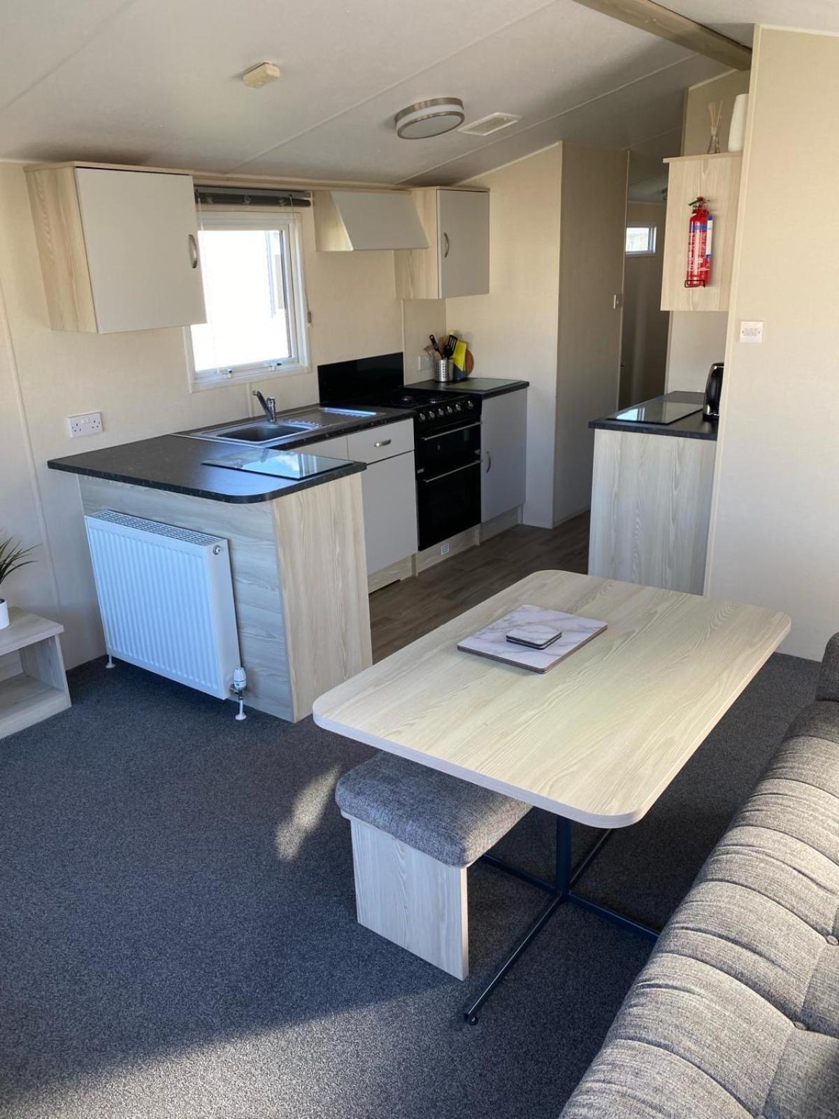 Family Caravan, Seton Sands, Haven Village Port Seton
