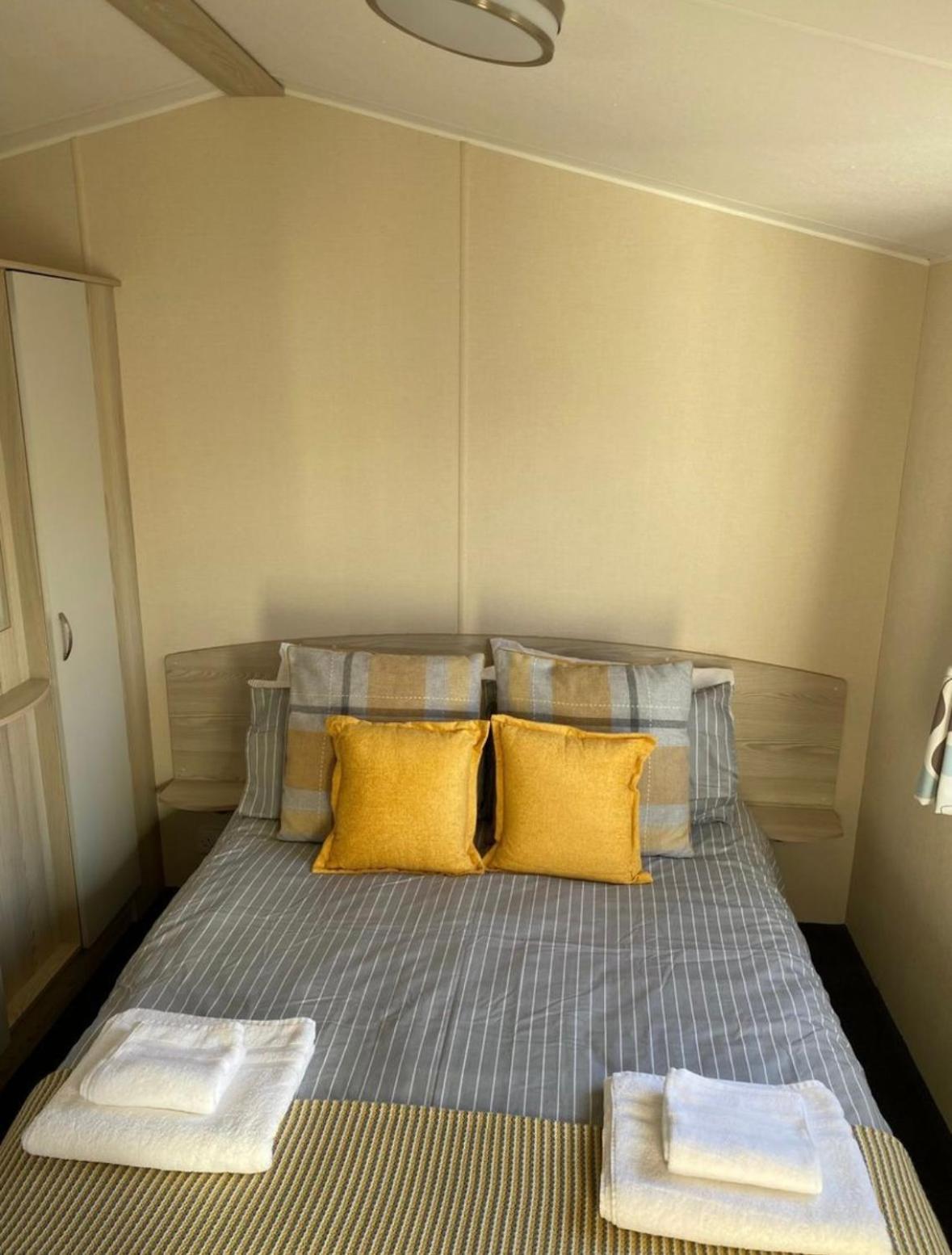 Family Caravan, Seton Sands, Haven Village *