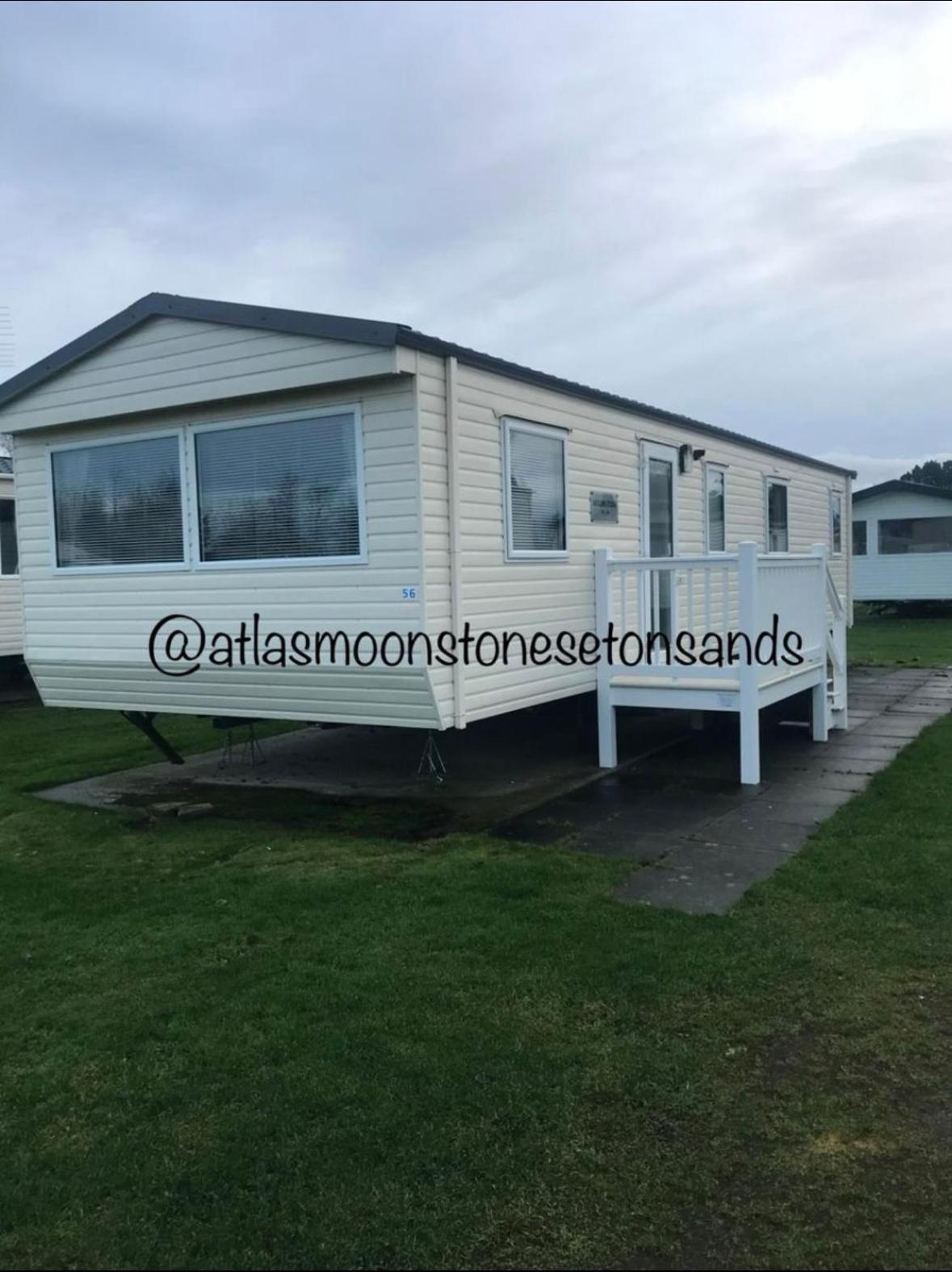 Campsite Family Caravan, Seton Sands, Haven Village *